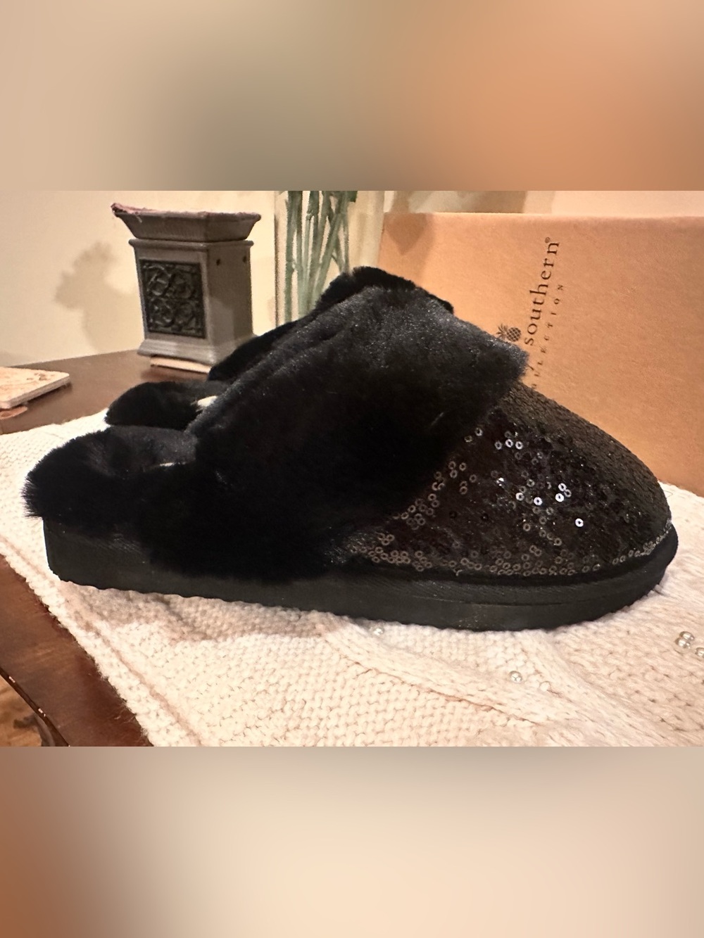 Simply Southern Sequin Faux Fur Slipper Black US 9